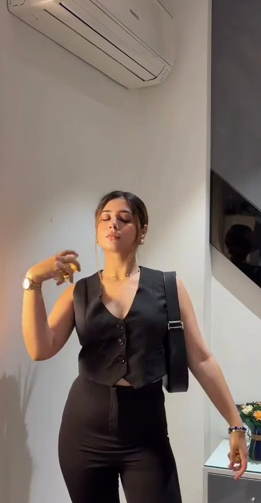 Maison Black Vest